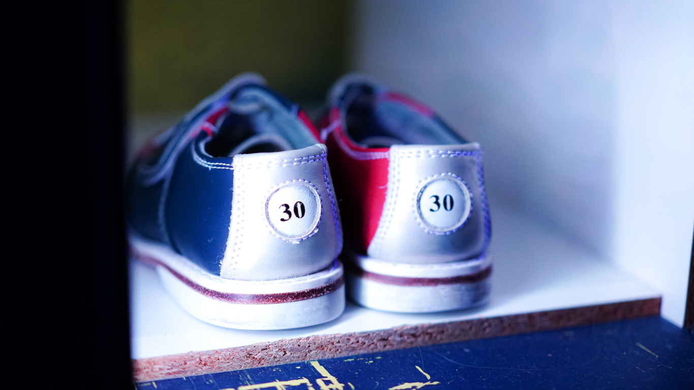 Bowlingschuhe - Bowling Universum - Kriens - Dietlikon - Brütsch Social Media GmbH